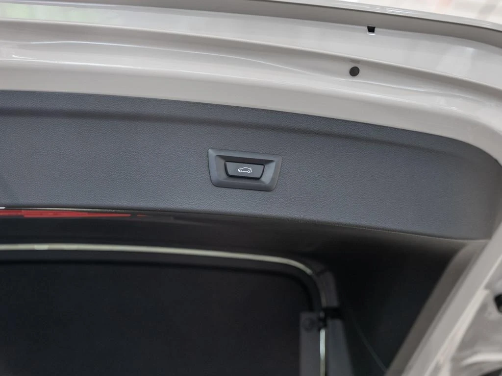 BMW iX xDrive45/FACELIFT/SPORTPACK/H&K/360/LED/ | Mobile.bg   15