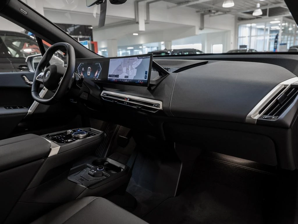 BMW iX xDrive45/FACELIFT/SPORTPACK/H&K/360/LED/ | Mobile.bg   12