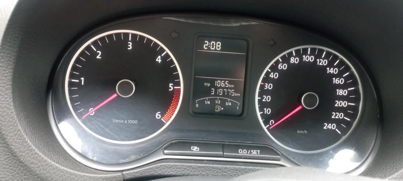 VW Polo 1.6 TDI 90 k.c | Mobile.bg � ����������� 14