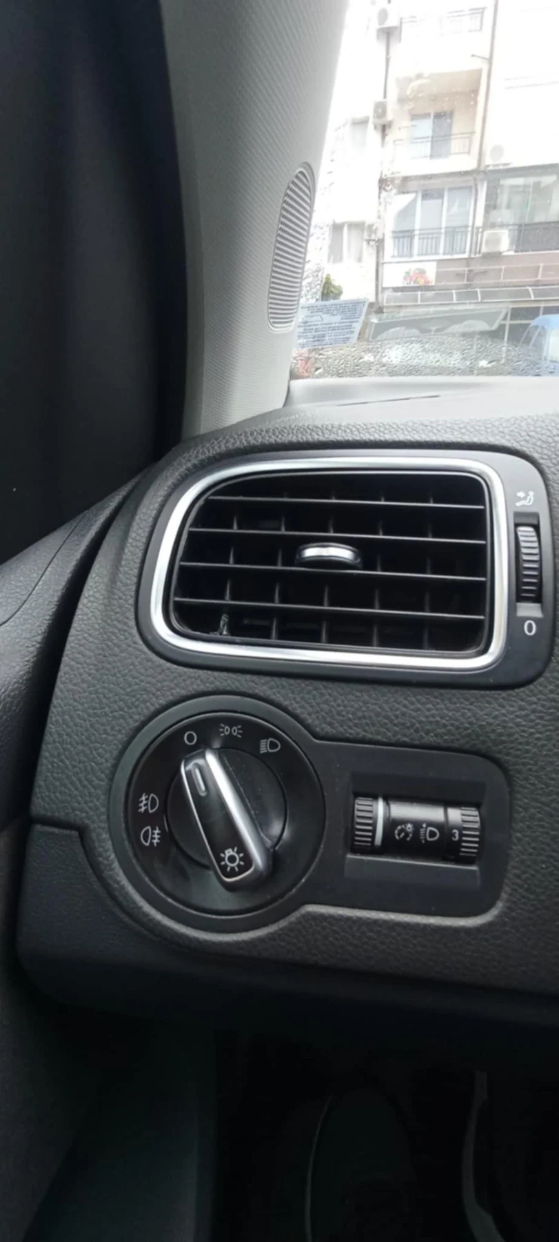 VW Polo 1.6 TDI 90 k.c | Mobile.bg � ����������� 13