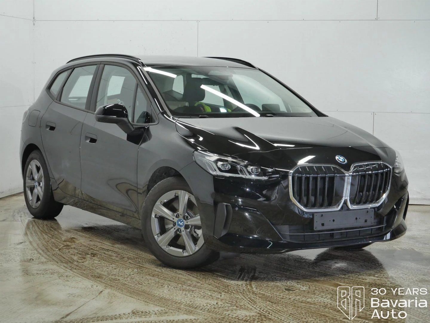 BMW 230 e xDrive Active Tourer Steptronic - изображение 4
