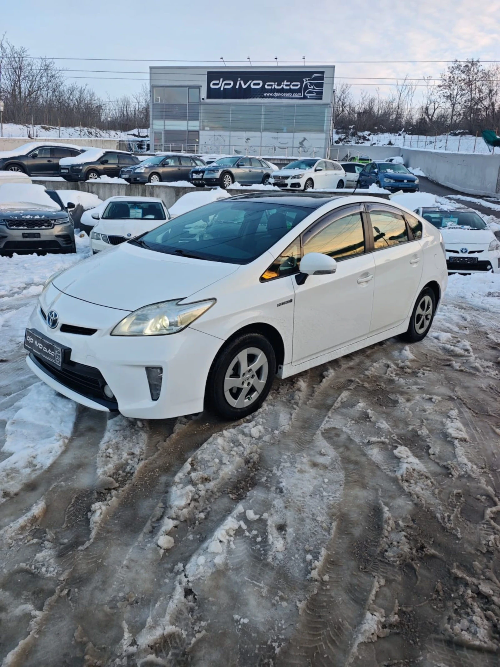 Toyota Prius ������* 2 ���� ������* ����* �������*  | Mobile.bg � ����������� 16