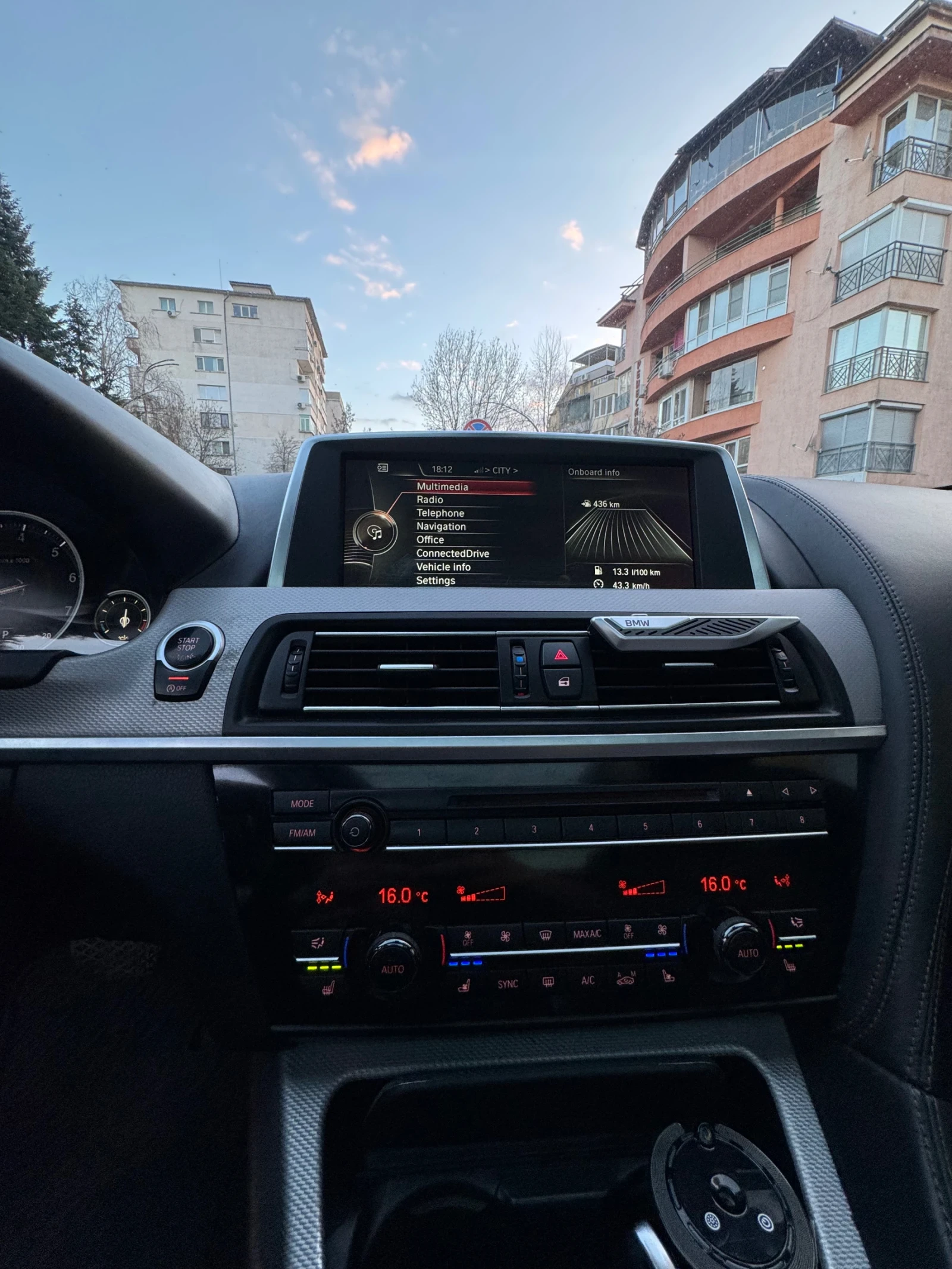 BMW 640 i xDrive Individual, снимка 10 - Автомобили и джипове - 53777654