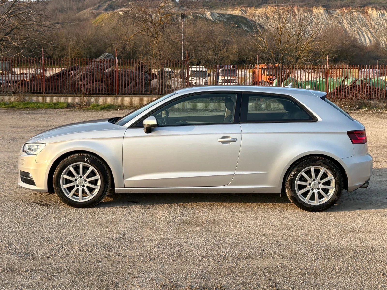 Audi A3 1.4TFSI TOP, снимка 7 - Автомобили и джипове - 53894310