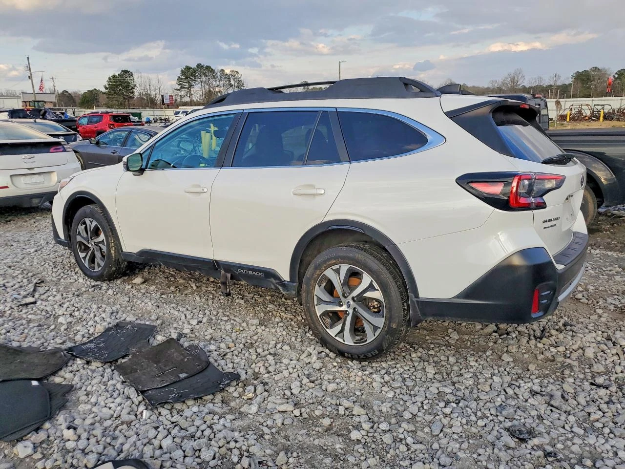 Subaru Outback LIMITED| AWD| ОПЦИЯ ЗА ЛИЗИНГ, снимка 2 - Автомобили и джипове - 54397074