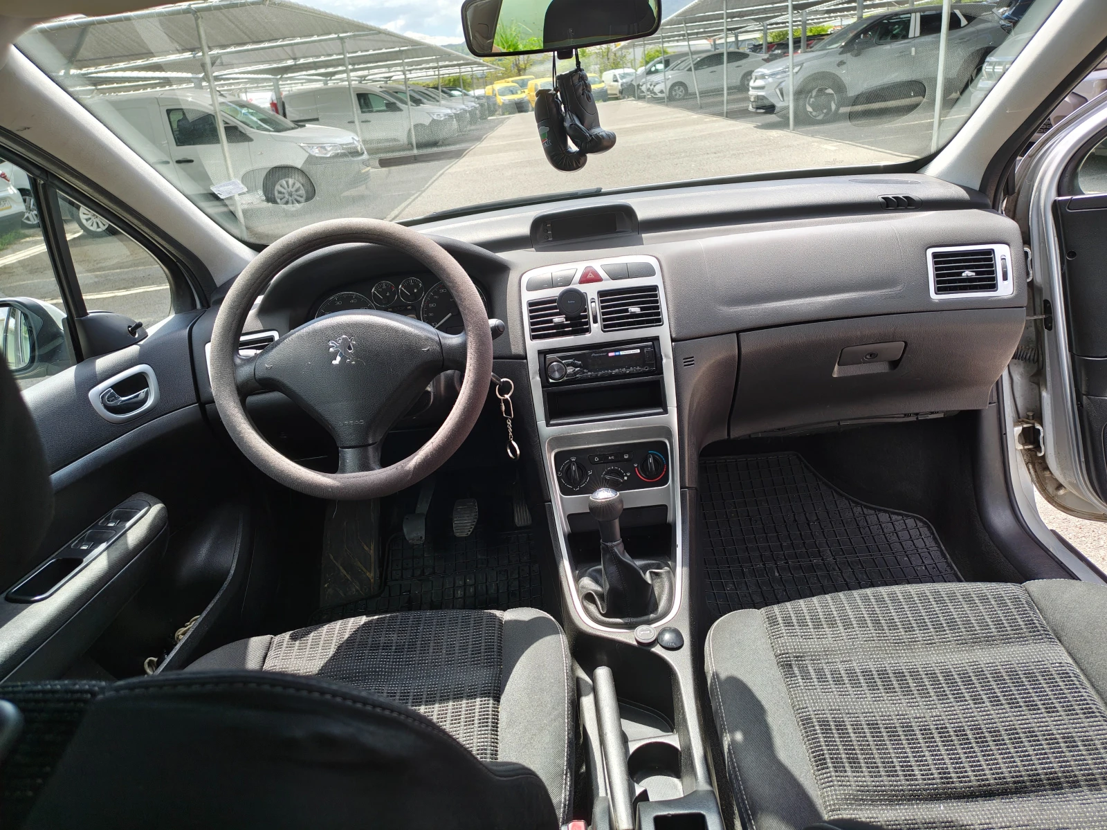 Peugeot 307, снимка 9 - Автомобили и джипове - 54451996