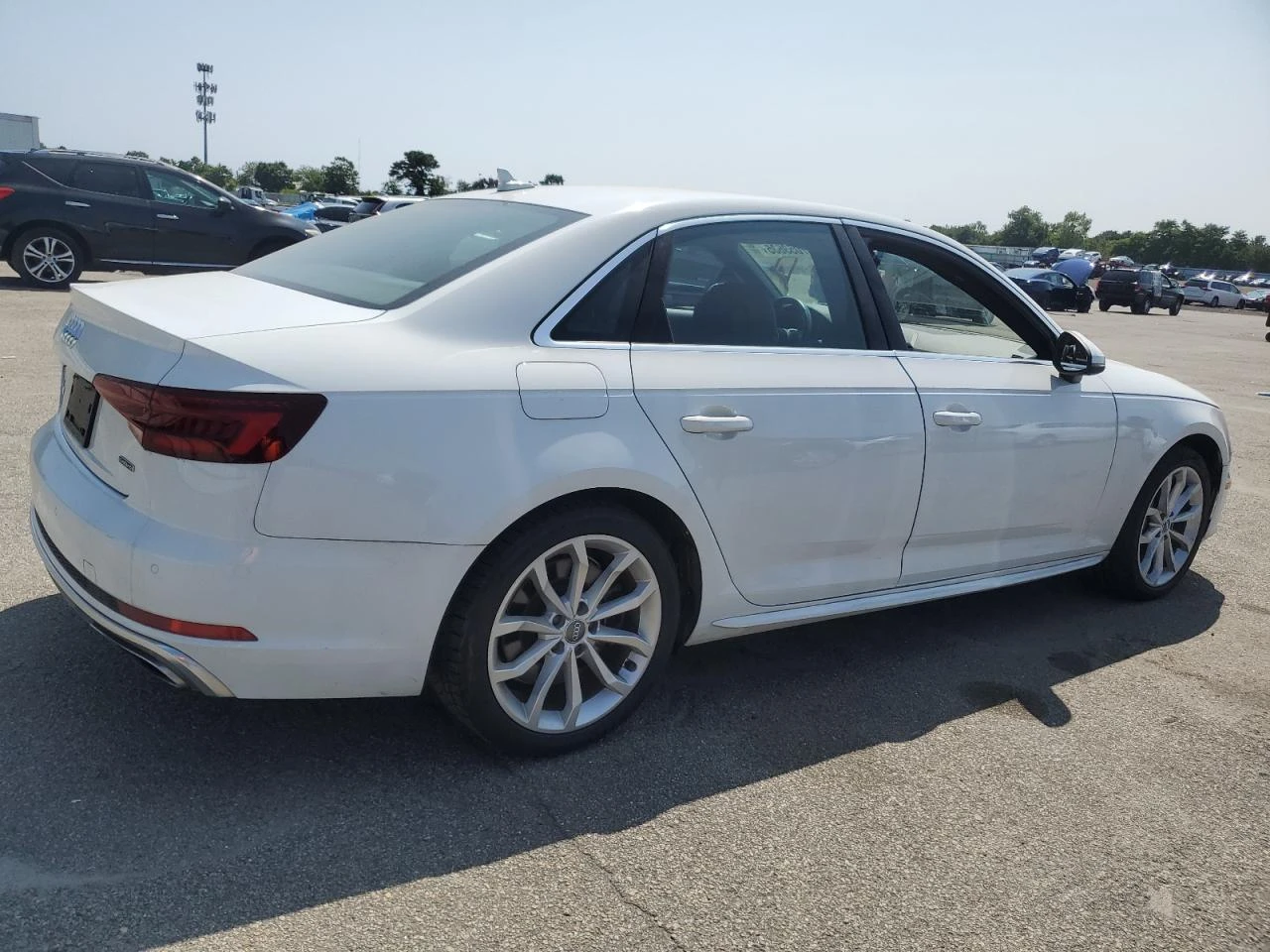 Audi A4 2l Premium Plus Premium Plus, снимка 3 - Автомобили и джипове - 54705079