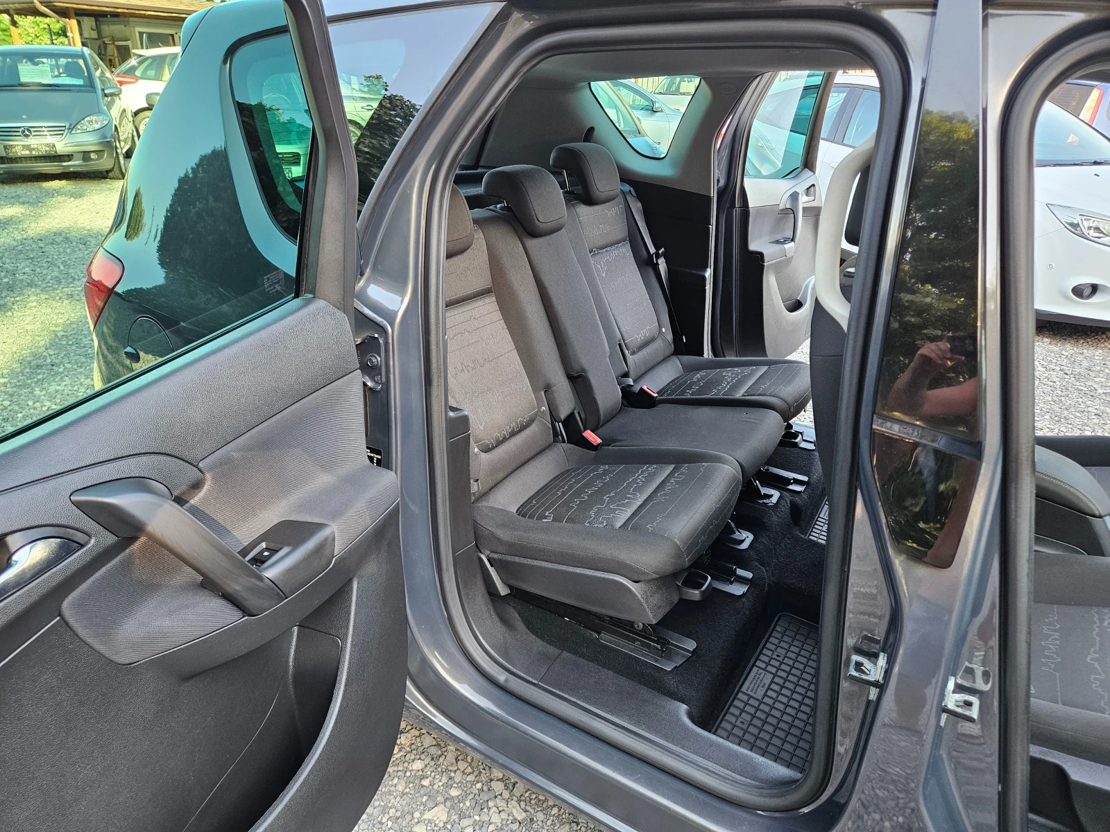 Opel Meriva 1.4 бензин 120кс, снимка 11 - Автомобили и джипове - 55092398