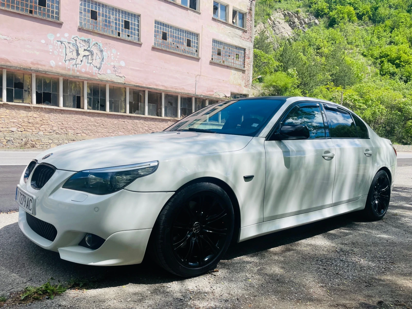 BMW 530 LCI SAT F1 | Mobile.bg � ����������� 5