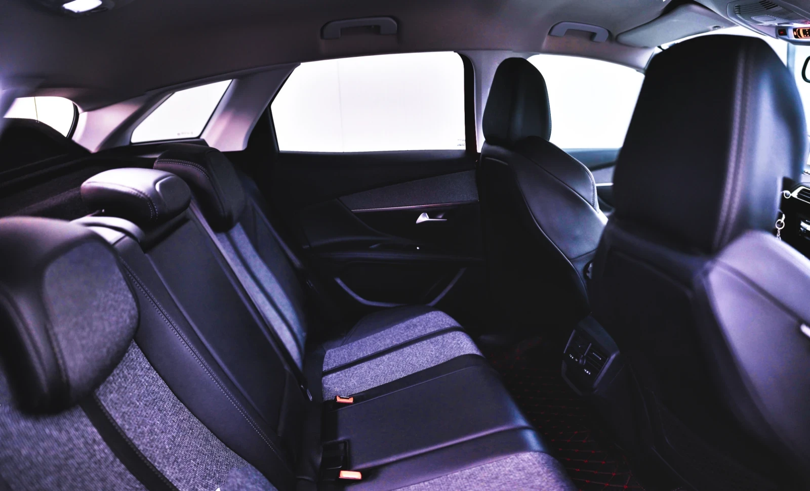 Peugeot 3008, снимка 11 - Автомобили и джипове - 55539363