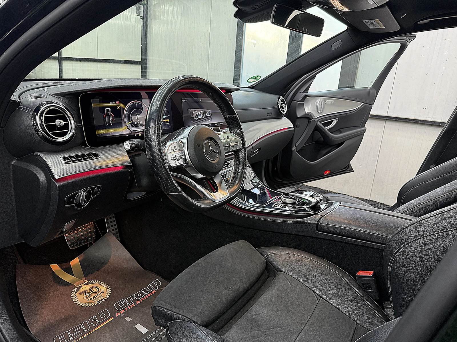 Mercedes-Benz E 400 4-Matic/PANORAMA/KeylessGo/ГЕРМАНИЯ ЛИЗИНГ, снимка 14 - Автомобили и джипове - 56071287