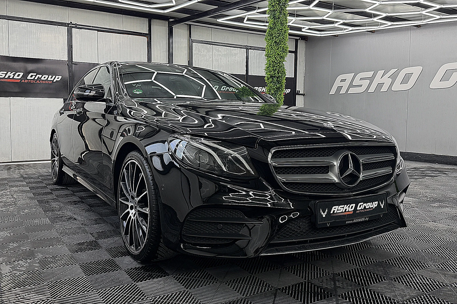 Mercedes-Benz E 400 4-Matic/PANORAMA/KeylessGo/ГЕРМАНИЯ ЛИЗИНГ, снимка 3 - Автомобили и джипове - 56071287