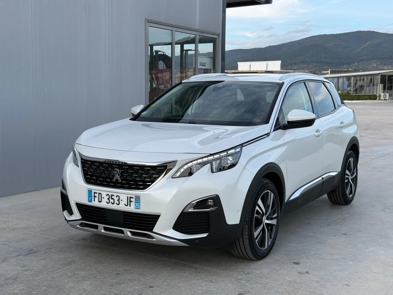 Peugeot 3008 1.5HDi EAT8