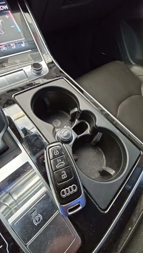 Audi Q8 PRESTIGE* B&O* DISTRO* МАСАЖ* ОБДУХ* S-LINE* BLACK - 60000 лв. - 65772110 13