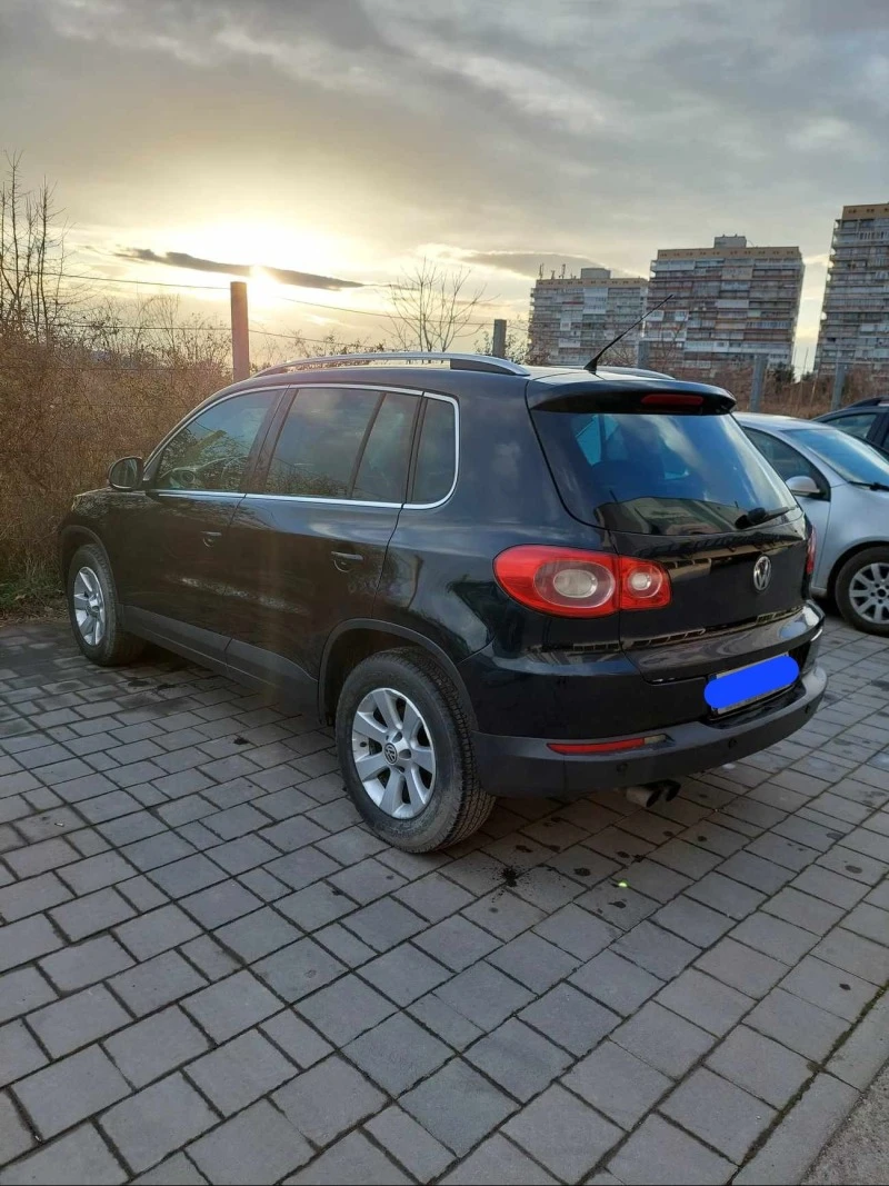 VW Tiguan, снимка 3 - Автомобили и джипове - 47689496