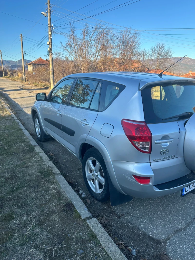 Toyota Rav4, снимка 5 - Автомобили и джипове - 49392593