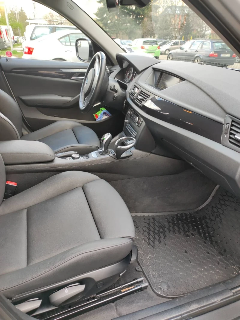BMW X1 2.8 Xdrive, снимка 4 - Автомобили и джипове - 52408453