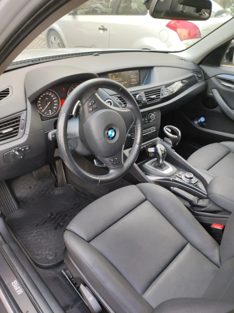 BMW X1 2.8 Xdrive, снимка 8 - Автомобили и джипове - 52408453