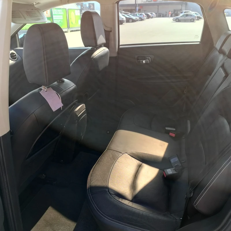 Nissan Qashqai, снимка 12 - Автомобили и джипове - 52436653