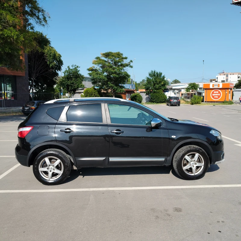 Nissan Qashqai, снимка 5 - Автомобили и джипове - 52436653