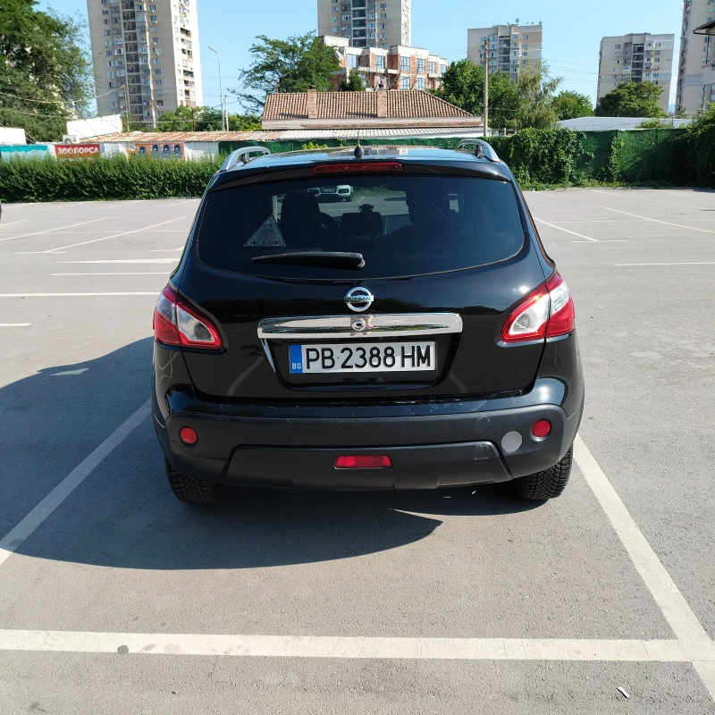 Nissan Qashqai, снимка 6 - Автомобили и джипове - 52436653