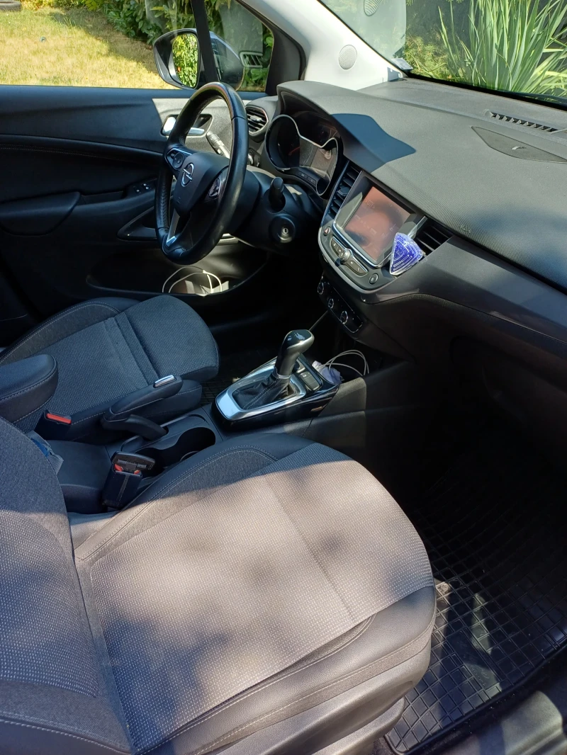 Opel Crossland X 1.5DTH, снимка 9 - Автомобили и джипове - 52303488