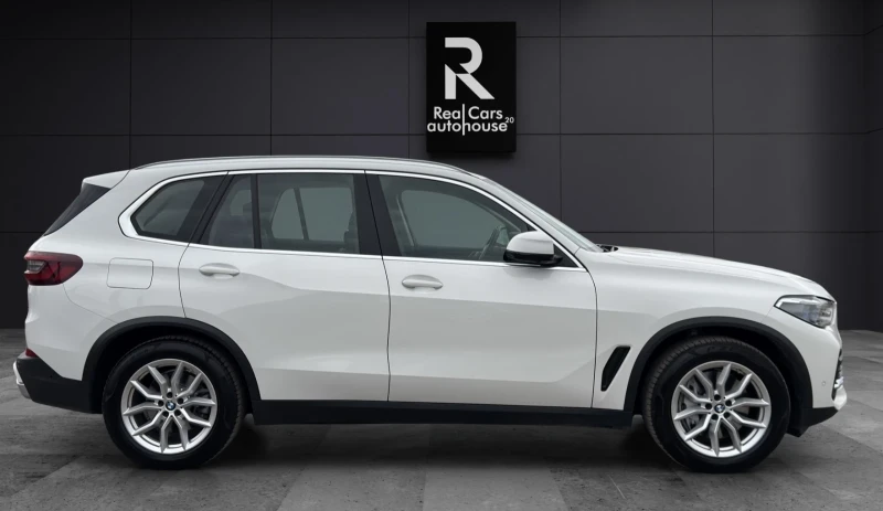 BMW X5 * xDrive* 45e* AIR* KEYLESS* HUD* LASER* 360* , снимка 4 - Автомобили и джипове - 51933223