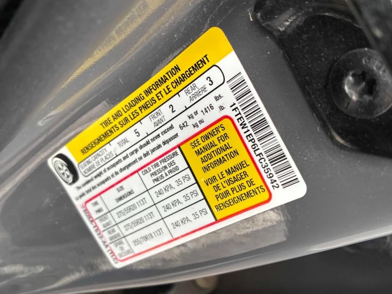 Ford F150 * XLT 4WD SuperCrew 5.5' Box * CARFAX , снимка 15 - Автомобили и джипове - 53063866