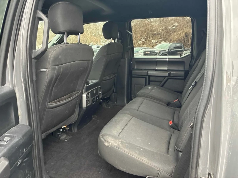 Ford F150 * XLT 4WD SuperCrew 5.5' Box * CARFAX , снимка 13 - Автомобили и джипове - 53063866