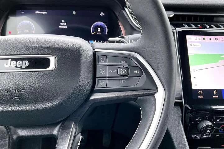 Jeep Grand cherokee Limited | Leather | Heated Seats | Power Liftgate, снимка 13 - Автомобили и джипове - 53498034