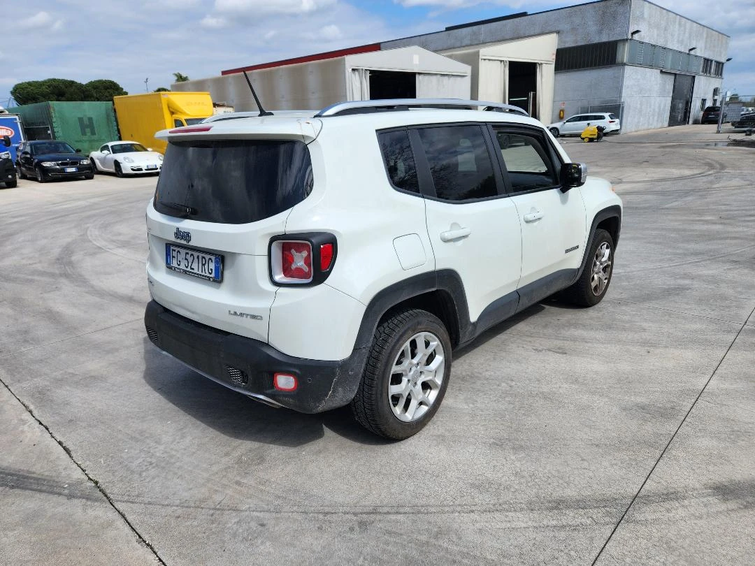 Jeep Renegade ПЕРФЕКТЕН 2.0 MJET 140 КС ZF-АВТОМАТ 4X4 Limited - изображение 2