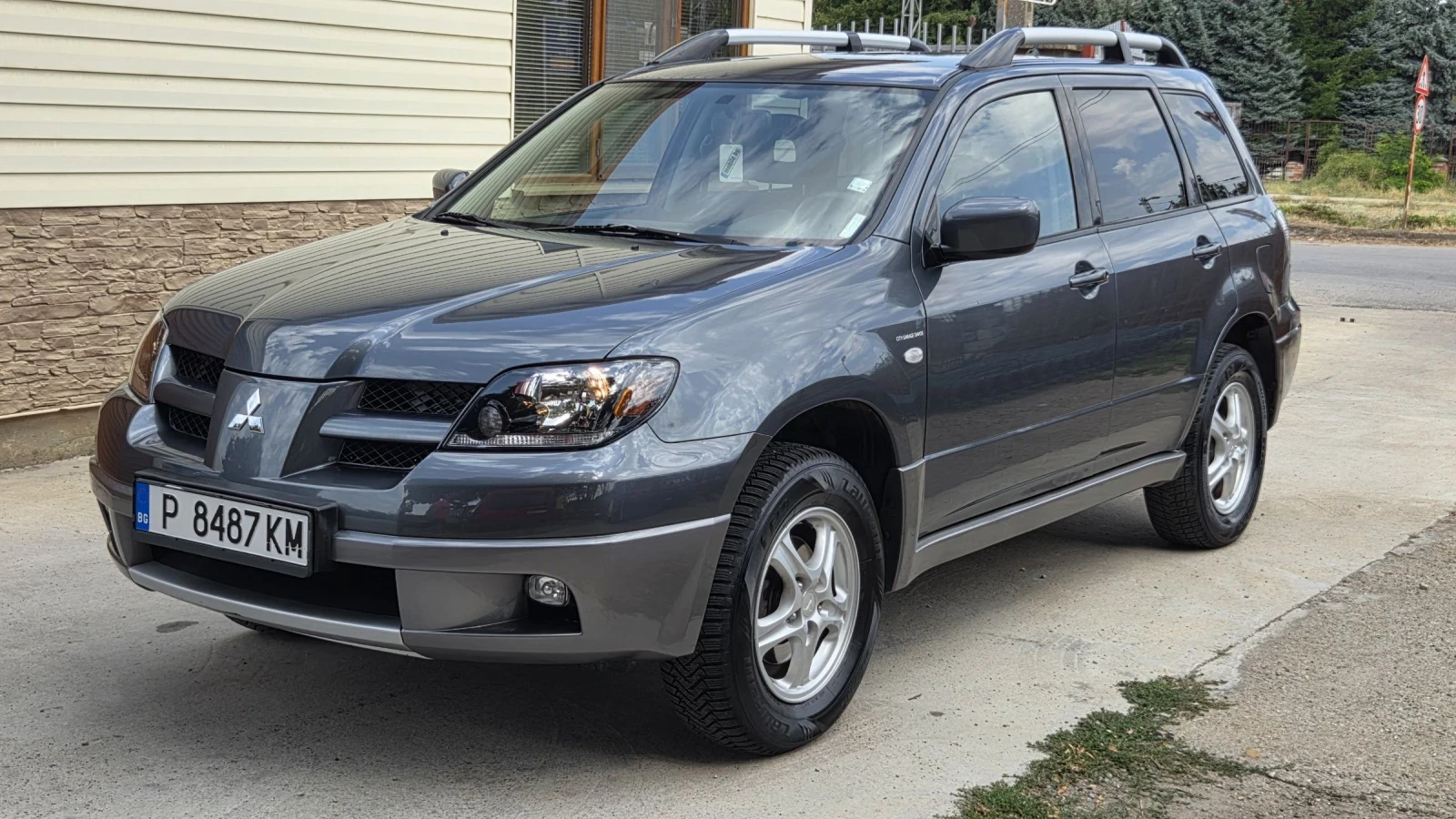 Mitsubishi Outlander 2400  4х4 - изображение 3