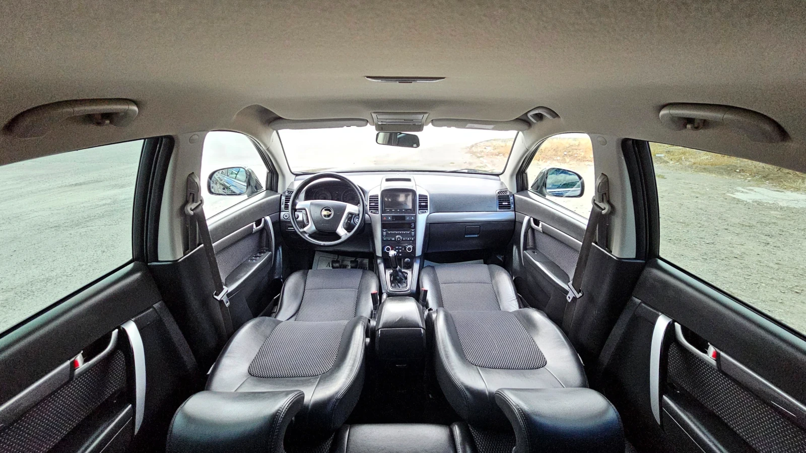 Chevrolet Captiva 2.4i/136к/FACE/NAVi/КОЖА/7 МЕСТА/180х. км - изображение 8