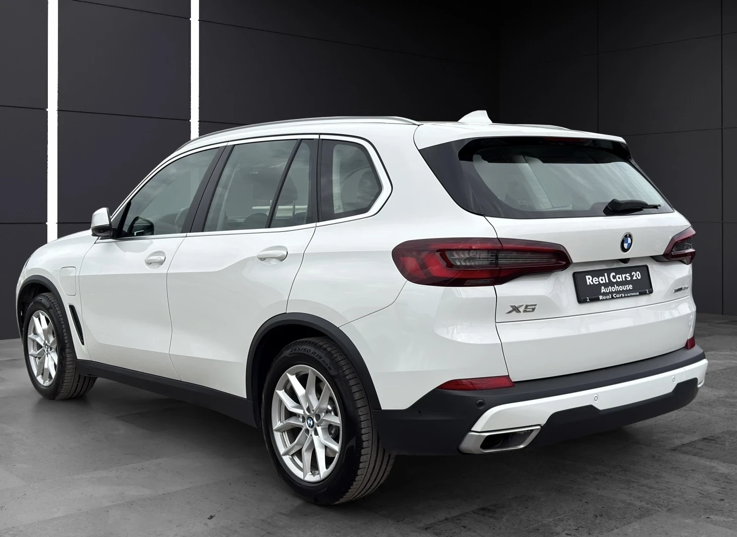 BMW X5 * xDrive* 45e* AIR* KEYLESS* HUD* LASER* 360*  - изображение 7