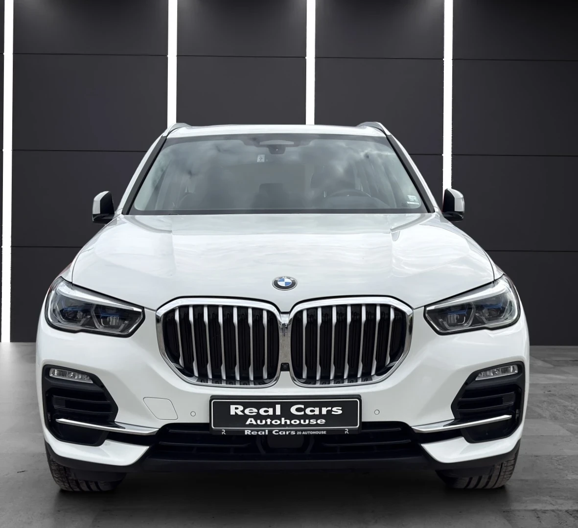 BMW X5 * xDrive* 45e* AIR* KEYLESS* HUD* LASER* 360*  - изображение 2