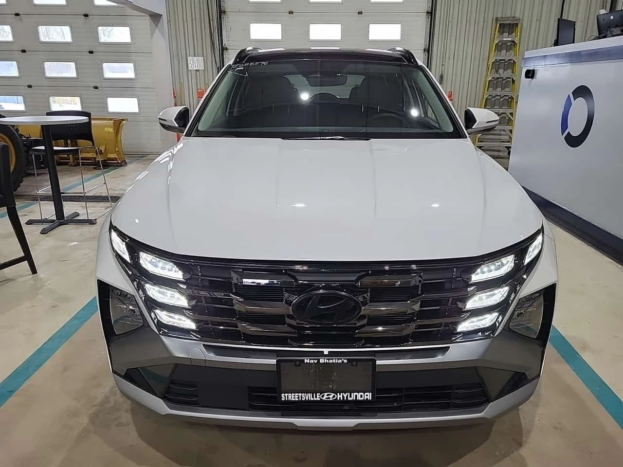 Hyundai Tucson Preferred/CARFAX/Подгрев/4х4/Кожа/Следене на ленти