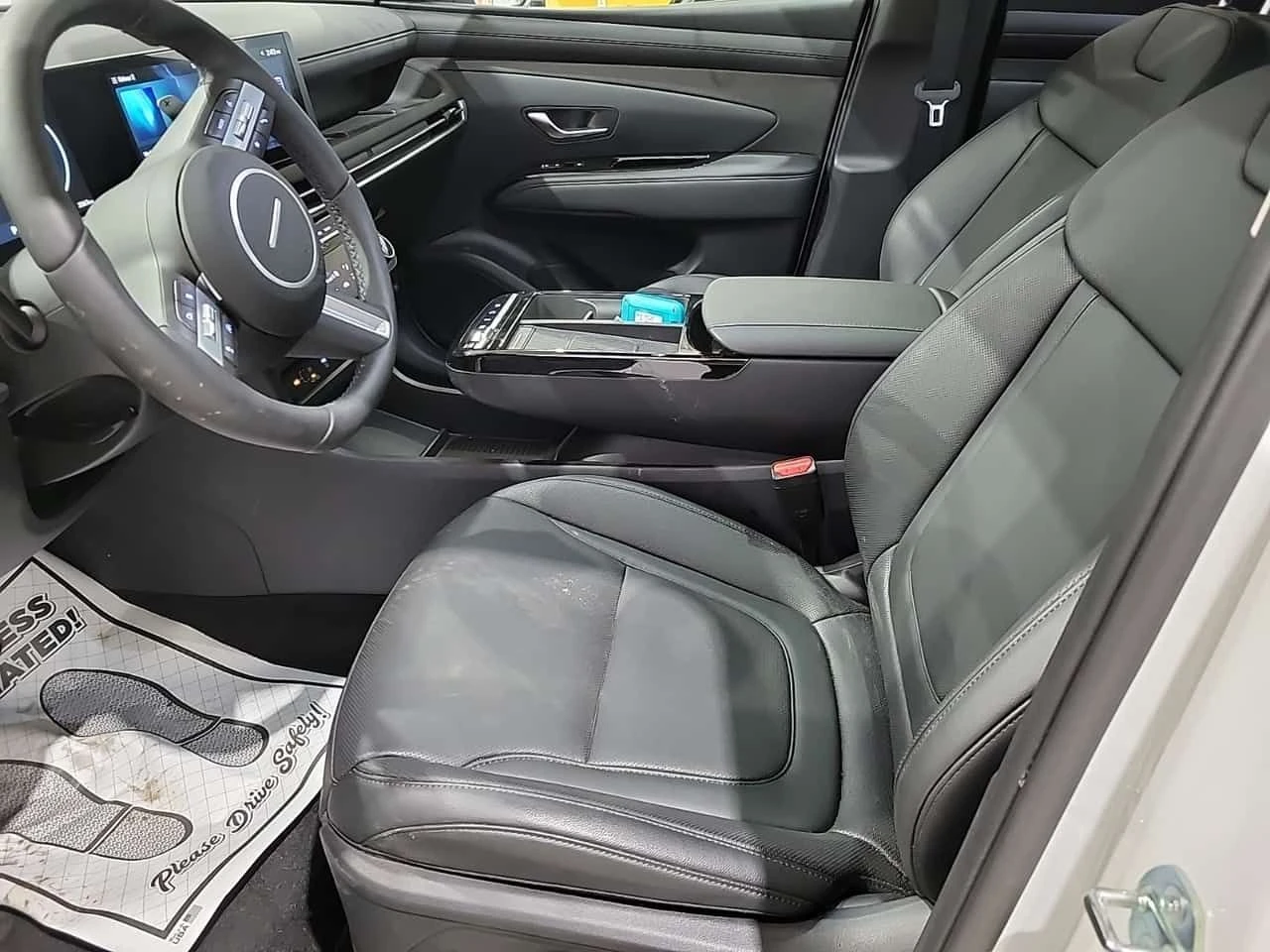 Hyundai Tucson Preferred/CARFAX/�������/4�4/����/������� �� ����� | Mobile.bg � ����������� 8