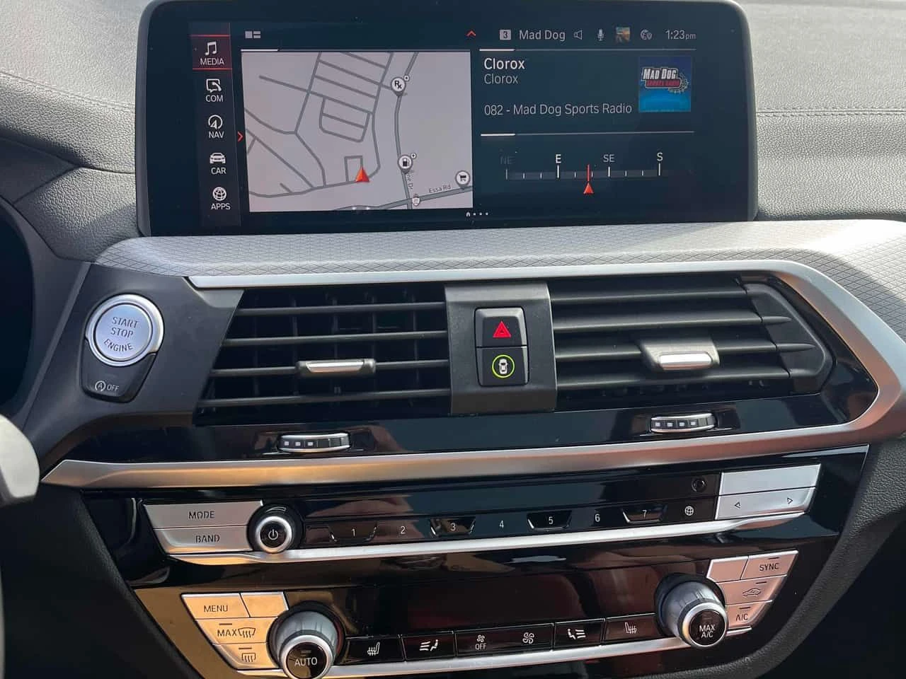 BMW X3 M40i/CARFAX/ПОДГРЕВИ/ОТ ПРЕДСТАВИТЕЛСТВО НА BMW, снимка 9 - Автомобили и джипове - 53979337