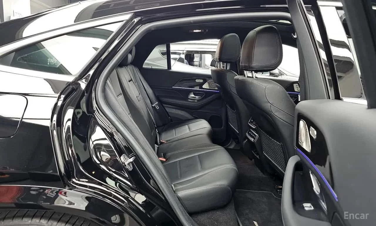 Mercedes-Benz GLE * GLE400d 4MATIC Coupe * CARFAX * ЦЕНА ДО БГ, снимка 12 - Автомобили и джипове - 55509789