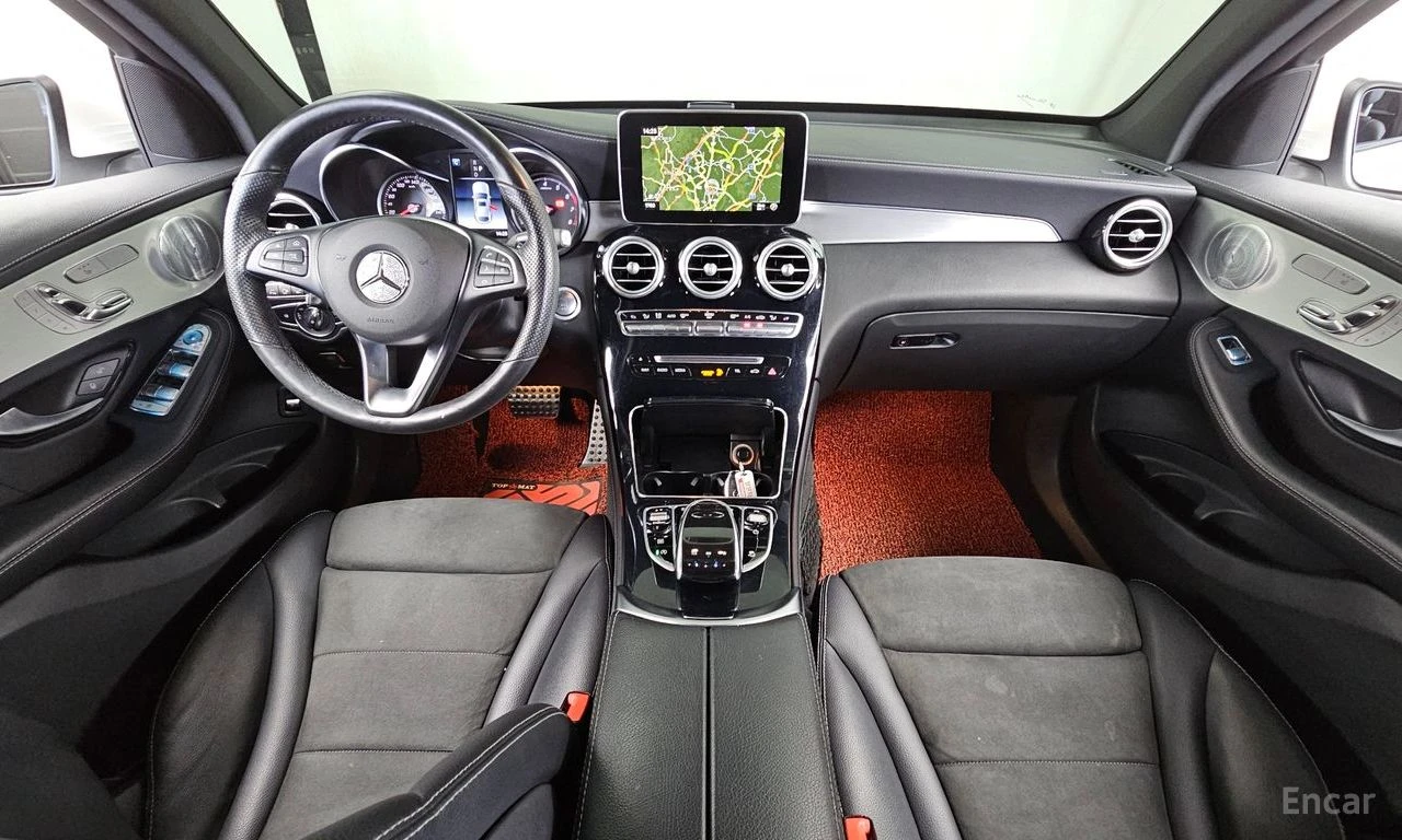 Mercedes-Benz GLC 300 AMG* LINE* BURMESTER* ХЕДЪП* 360КАМЕРА* , снимка 7 - Автомобили и джипове - 55973332