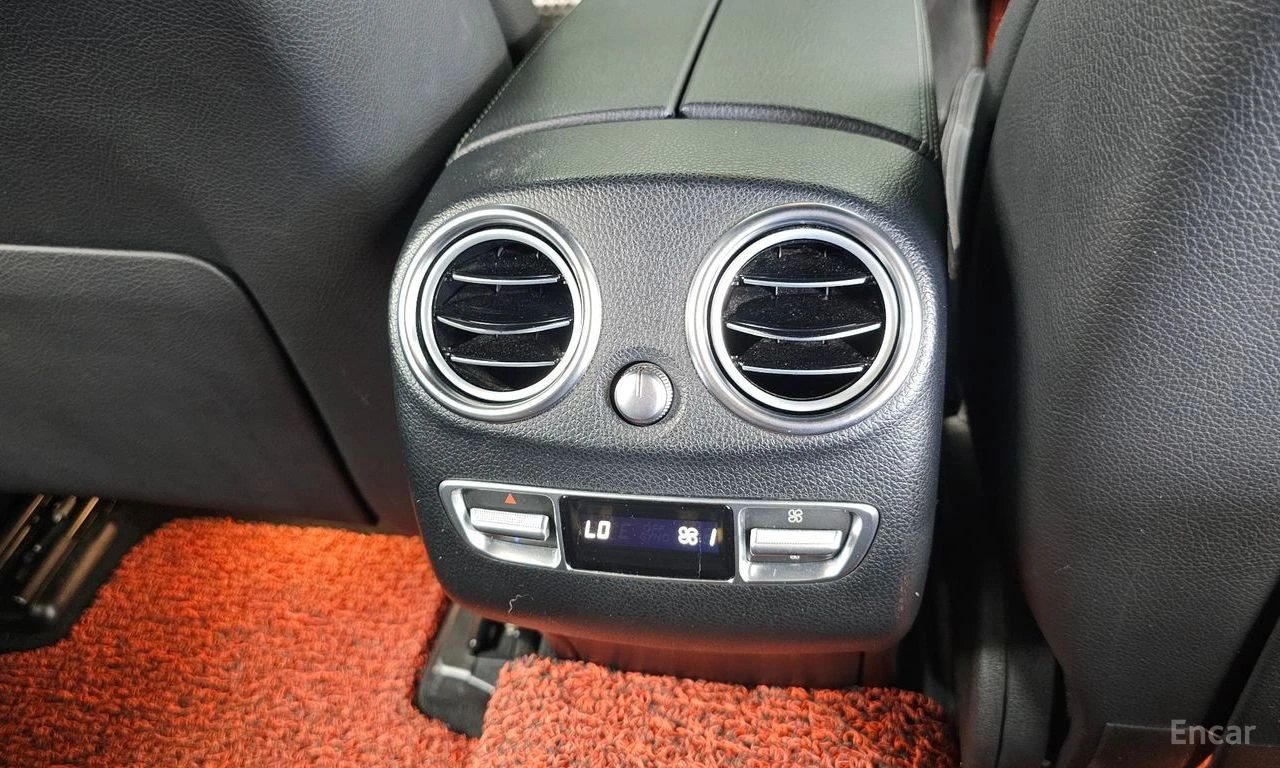 Mercedes-Benz GLC 300 AMG* LINE* BURMESTER* ХЕДЪП* 360КАМЕРА* , снимка 16 - Автомобили и джипове - 55973332