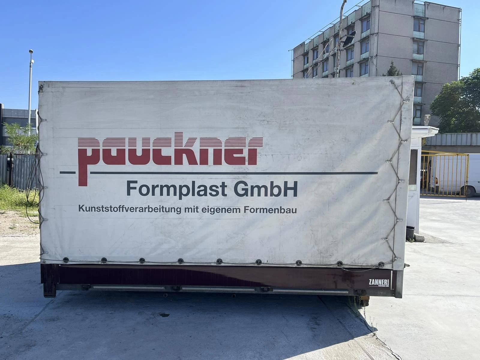 Mercedes-Benz Sprinter 516 ТОВАРНА КАРОСЕРИЯ С БРЕЗЕНТ, снимка 1