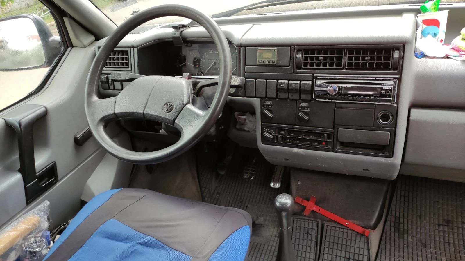 VW Caravelle 2.4, снимка 5 - Бусове и автобуси - 55050970