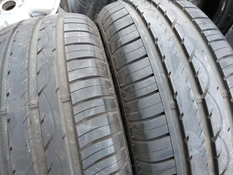 Гуми Летни 205/60R15, снимка 3 - Гуми и джанти - 36273751