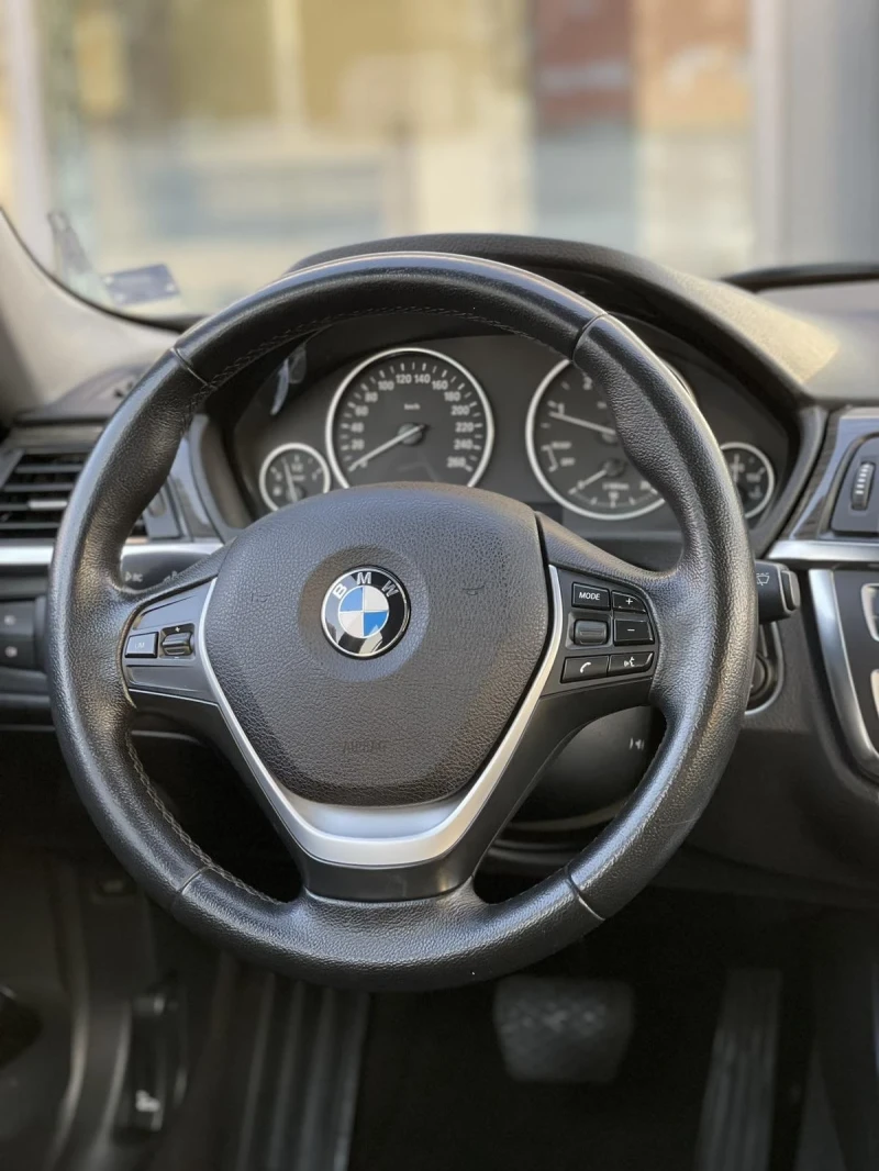 BMW 320 Luxury , снимка 7 - Автомобили и джипове - 47194535