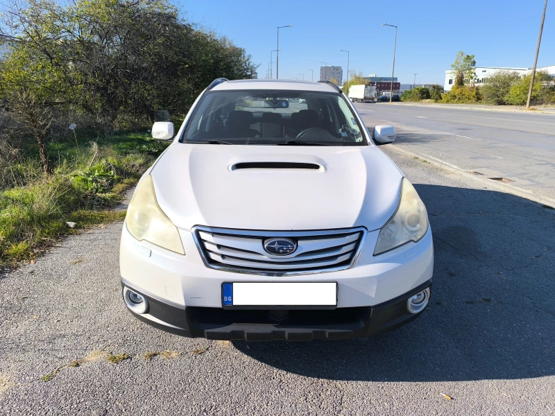 Subaru Outback, снимка 1 - Автомобили и джипове - 48878318