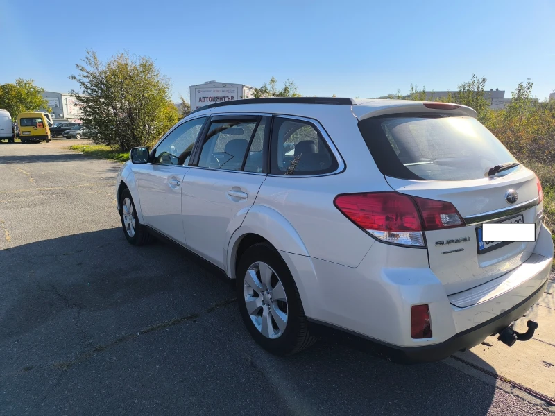 Subaru Outback, снимка 6 - Автомобили и джипове - 48878318