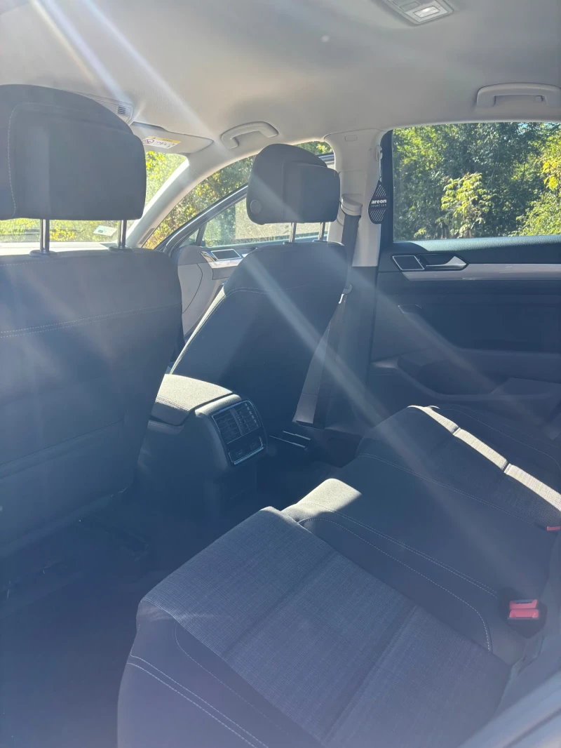 VW Passat, снимка 10 - Автомобили и джипове - 52042721