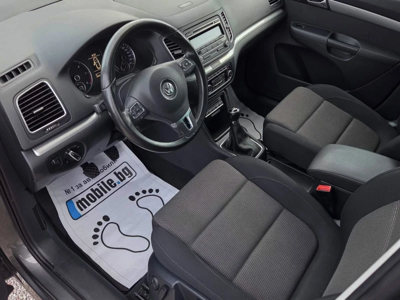 VW Sharan 2.0TDI, снимка 9 - Автомобили и джипове - 51956228