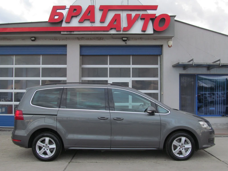 VW Sharan 2.0TDI, снимка 6 - Автомобили и джипове - 51956228